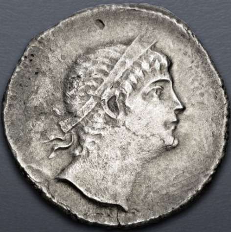Constantine II, 333 CE (Constantinople mint - 3rd officina - 4th emission - AR Siliqua) 