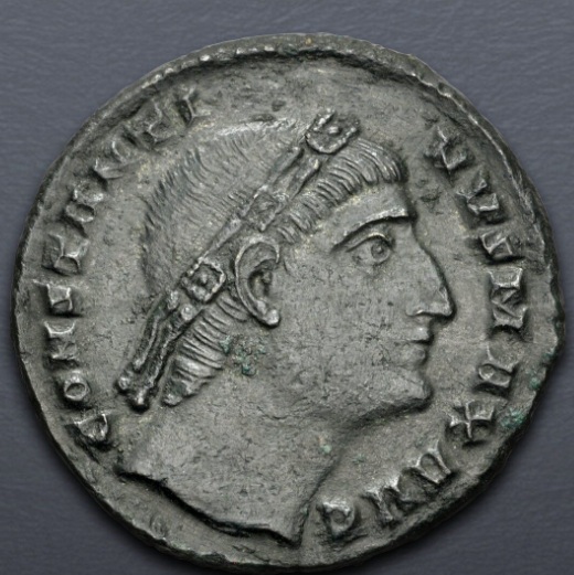Constantine,  327 CE late (Constantinople mint - Dafne coinage - 5th officina - 2nd emission - AE Follis)