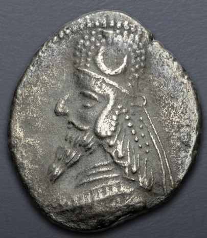 Darayan II, ca. 75 BCE  (Persepolis mint - AR Drachm)