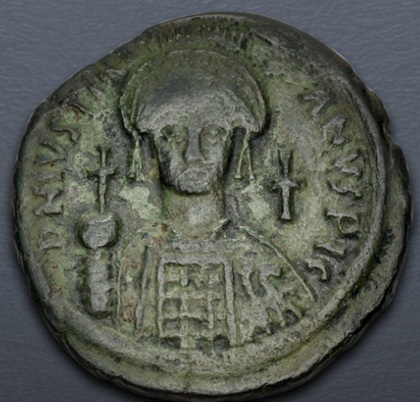 Justinian (r. 527-565), 560 CE (Ravenna Mint - AE Follis)