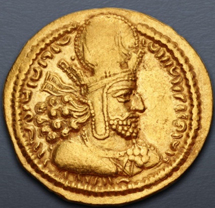Shapur I, 240-244 CE (Ctesiphon mint - Phase 1a - Gold Dinar)
