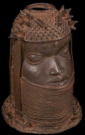 Oba, Kingdom of Benin, ca. 1780 (Edo) Musée du Quai Branly,  Paris, 73.1969.3.1 bis